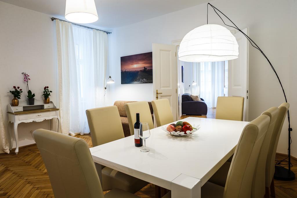 Judengasse Premium By Ichbucheat Viena Quarto foto